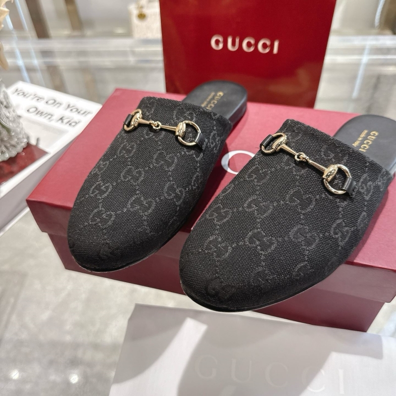Gvc*1 slippers